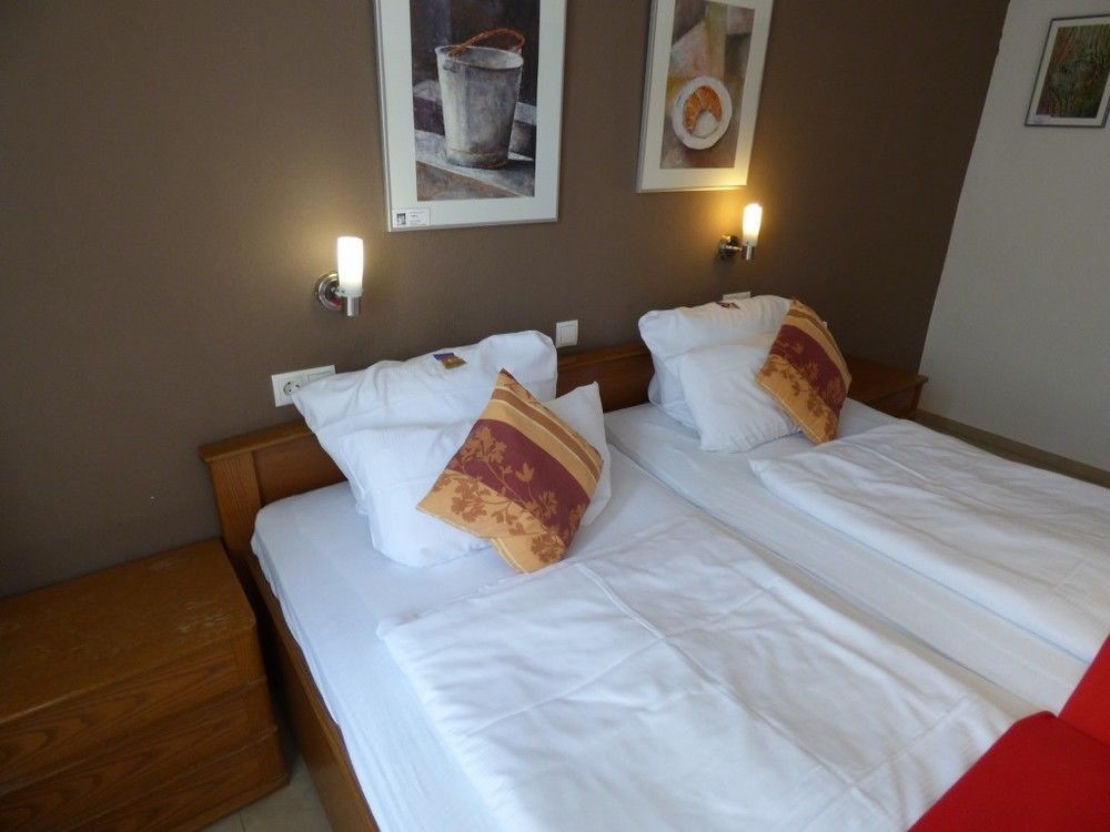 Hotel Art Inn Dinslaken Luaran gambar