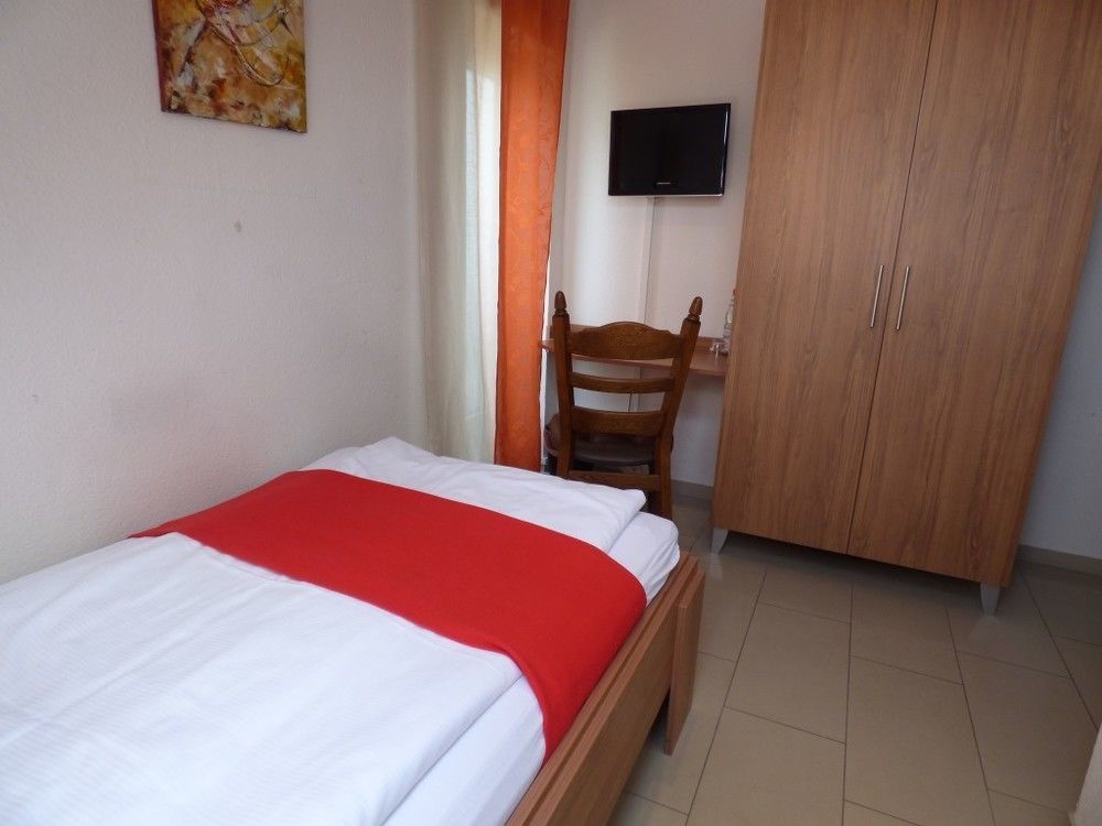 Hotel Art Inn Dinslaken Luaran gambar