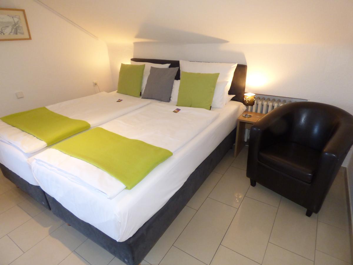 Hotel Art Inn Dinslaken Luaran gambar